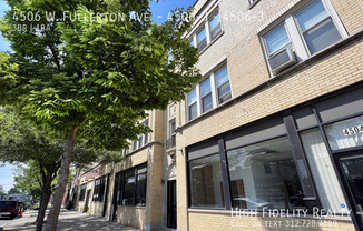 4506 W Fullerton Ave