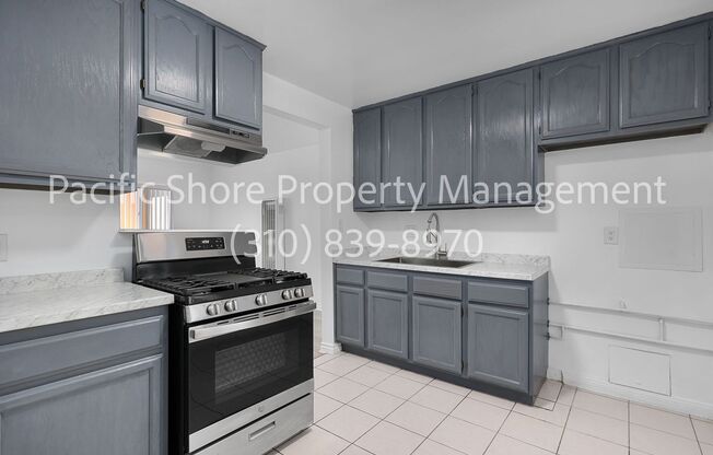 3 beds, 1 bath, $2,695, Unit 40