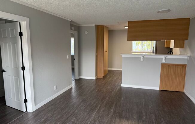 2 beds, 1.5 baths, 866 sqft, $2,905, Unit 811W4