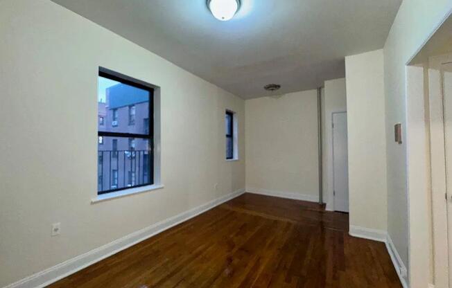 1 bed, 1 bath, $2,028, Unit 4D