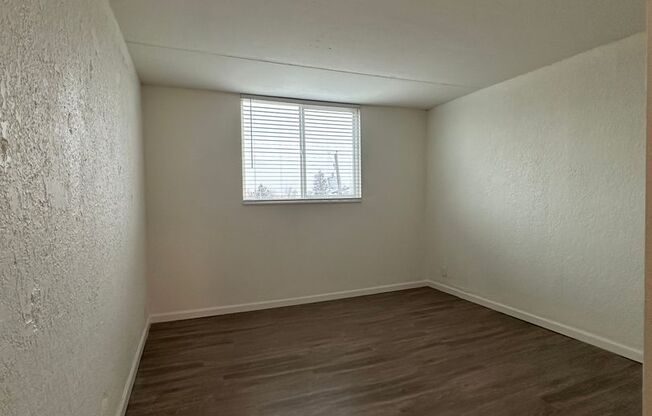 2 beds, 2 baths, 928 sqft, $1,495, Unit 1945 Peoria St #405