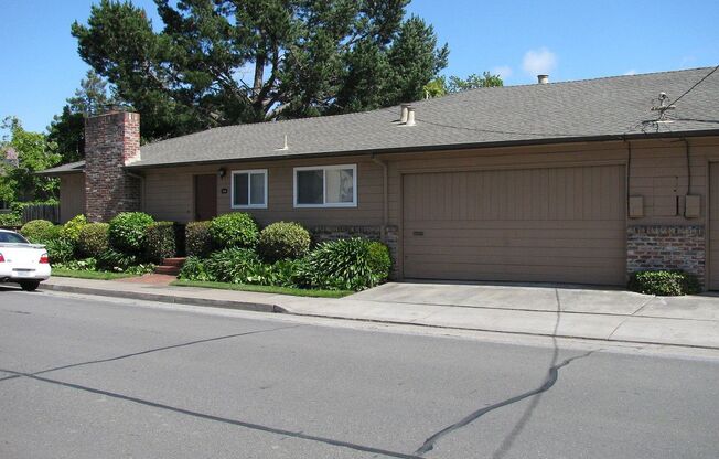 G1 | 139-141 Hobart Avenue