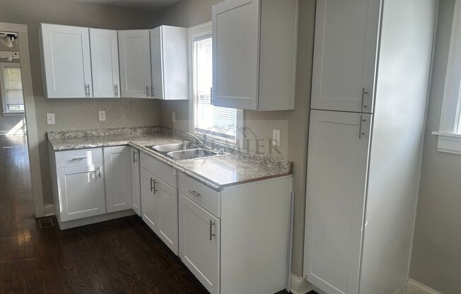 3 beds, 1 bath, $1,299