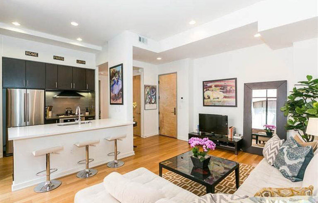 Financial District Gem! 2BR/2BA Luxury Condo in Historic One Ecker Building! -PROGRESSIVE