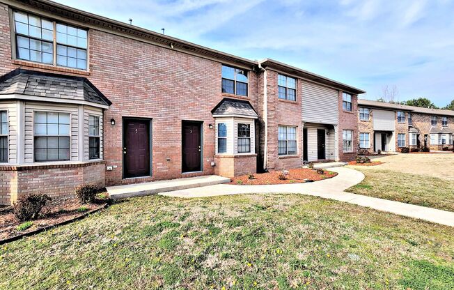 2 beds, 1.5 baths, 1,250 sqft, $975, Unit 2412 #4