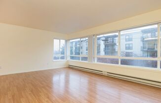 2 beds, 1 bath, 888 sqft, $2,695, Unit C-208