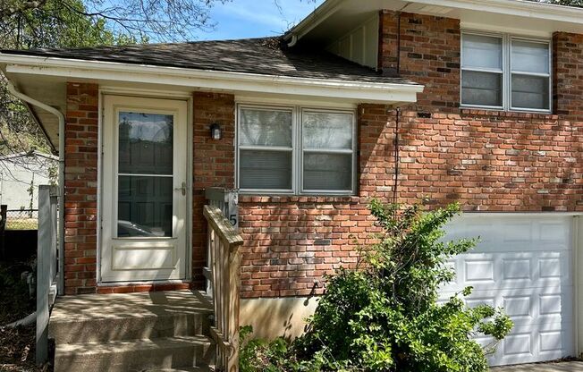 516 and 518 E Short Ave