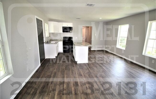 2 beds, 1 bath, $995