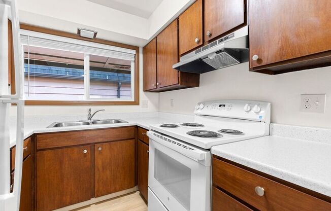 2945 SE WASHINGTON ST