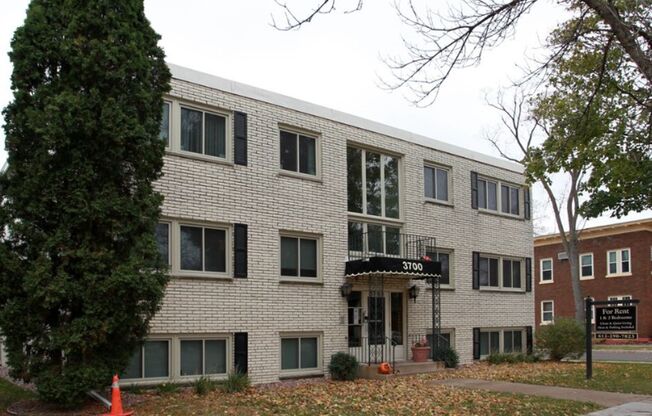 3700-3708 Lyndale Ave S