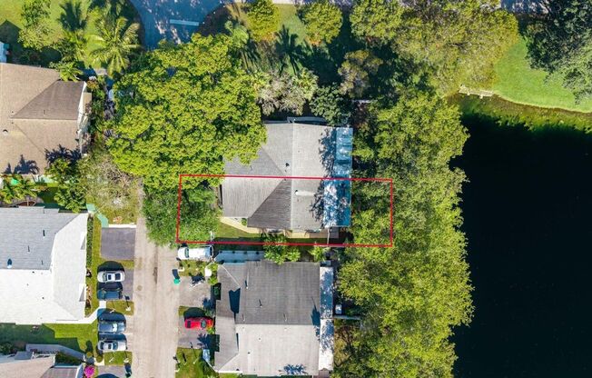 11110 SW 9TH PL DAVIE, FL 33324