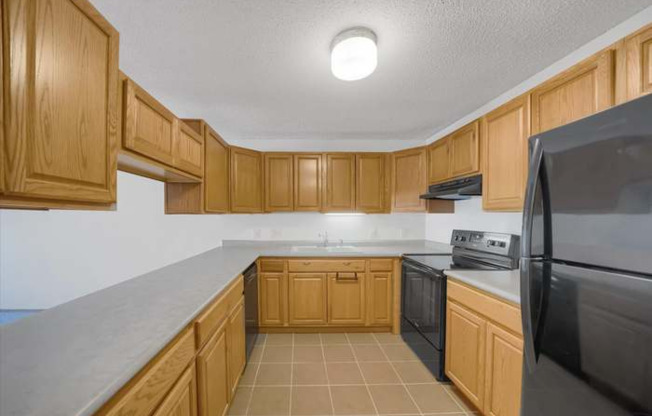 925 30 AVE S