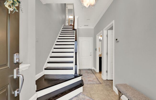 Stunning 3/3.5 Baldwin Park Townhome with 2-Car Garage & Upgrades Galore!
