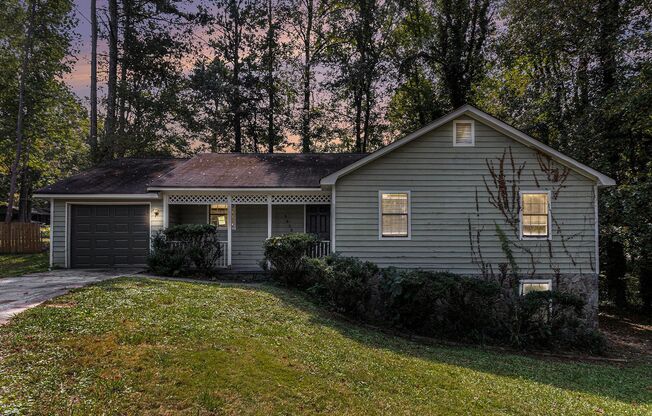 3 bdrm, 2 bath in Stone Mountain