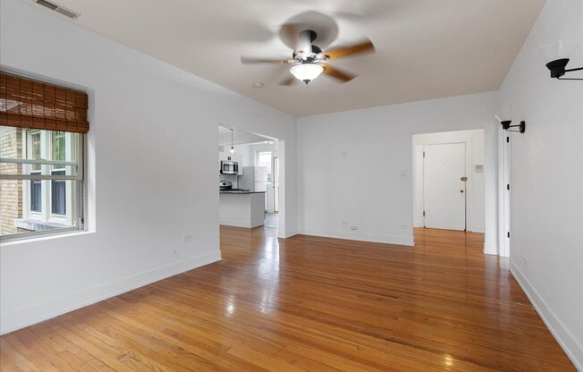 4057 N SPAULDING