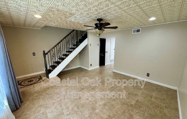 212 N KODIAK ST 