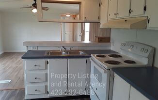 3 beds, 2 baths, 1,100 sqft, $875, Unit Browning Road 557