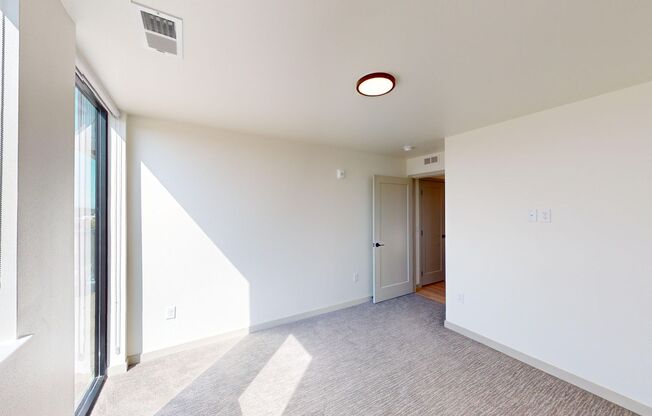 2 beds, 2 baths, 850 sqft, $1,080, Unit 1121-201