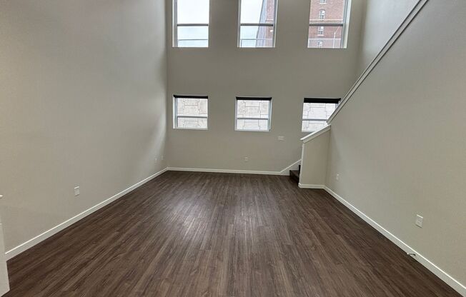 1 bed, 1.5 baths, 941 sqft, $1,745, Unit 220 - L1028 LOFT