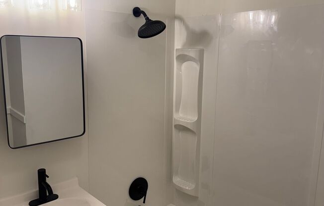 1 bed, 1 bath, 600 sqft, $1,625, Unit 110