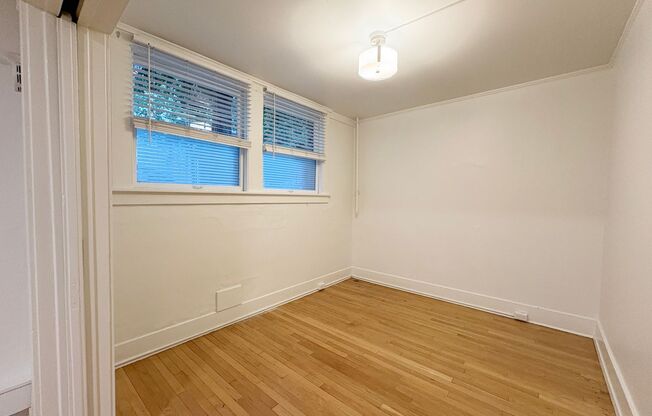 1 bed, 1 bath, 475 sqft, $1,500, Unit Unit 04