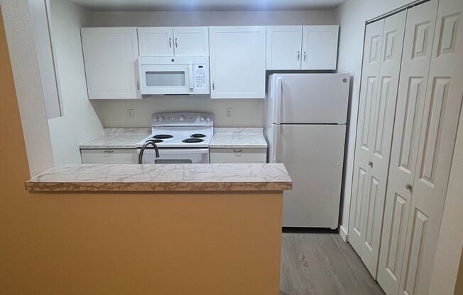 2 beds, 2 baths, 900 sqft, $1,945, Unit E104