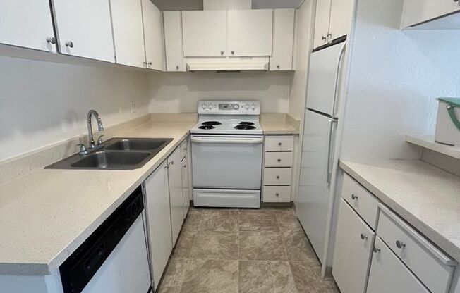 1 bed, 1 bath, 735 sqft, $2,700, Unit 205C