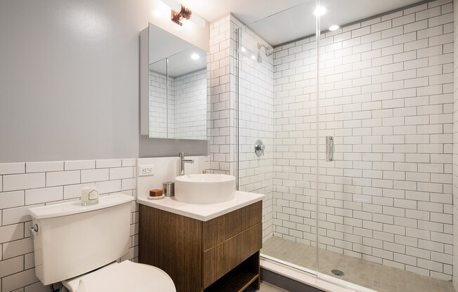 2 beds, 2 baths, $5,894, Unit 3A