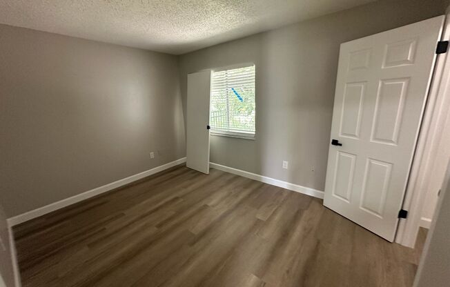 Charming 1/2 duplex in the heart of Orlando