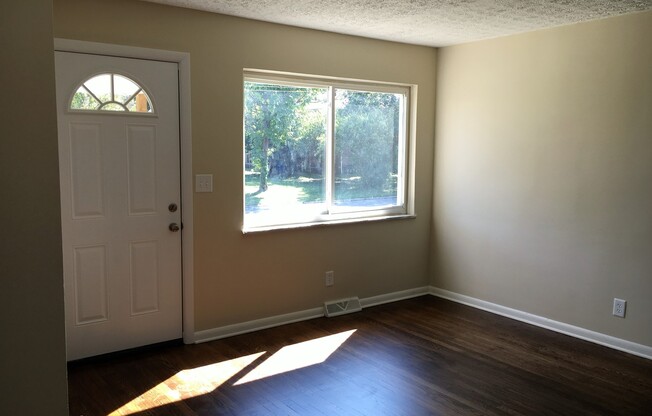 3201 Norwood
