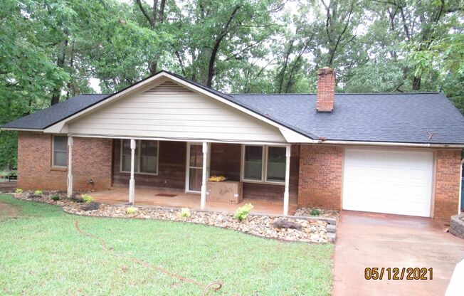 Brick Ranch Near Shaw AFB-3 Bedroom, 2 Bath