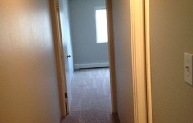 2 beds, 1 bath, 785 sqft, $1,200, Unit D201