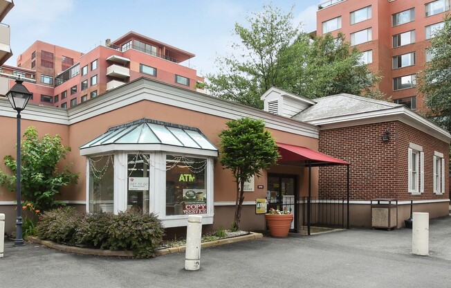 Studio, 1 bath, $1,495