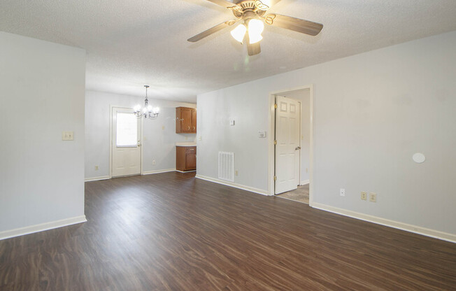 3256 N Senseney Cir
