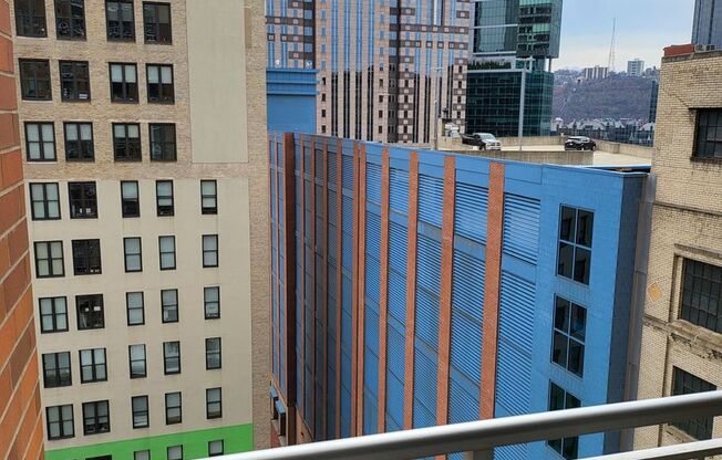 2 beds, 2 baths, 1,137 sqft, $2,650, Unit 1209