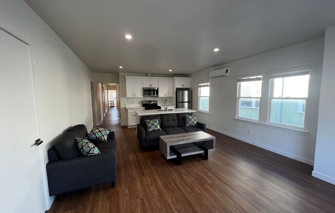 3843 Flower Dr.