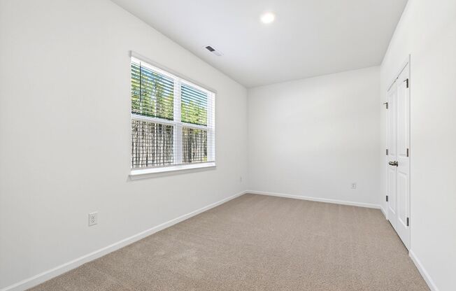 Horton Park Gem: Spacious 4‑Bed, 3.5‑Bath Townhome