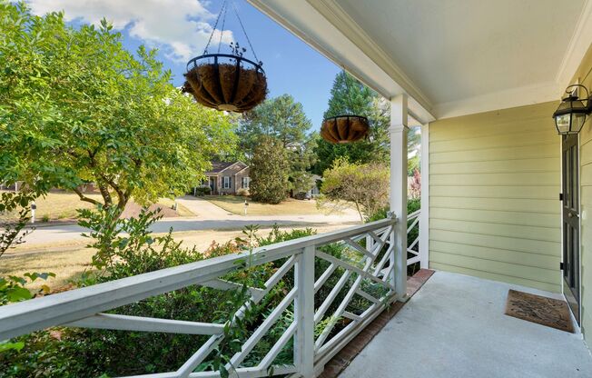 3 Bedroom Home with Fenced Yard Available August!
