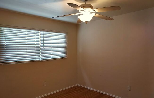 South Park Area 2 Bedroom Cottage w/Garage