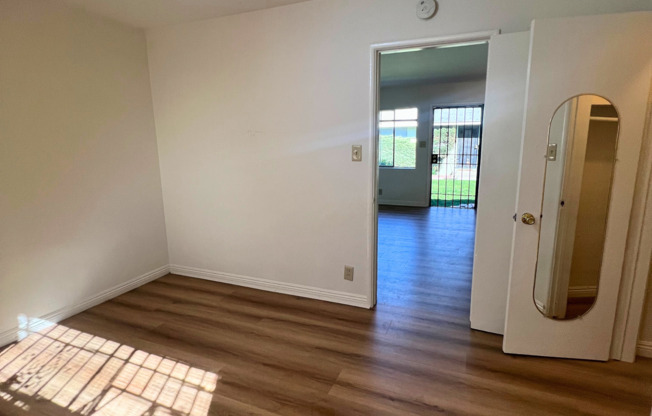 1426-1438 W. Summit St. Long Beach, CA 90810