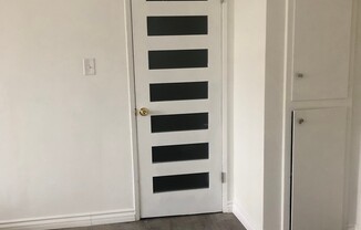 Studio, 1 bath, 400 sqft, $1,550, Unit 102