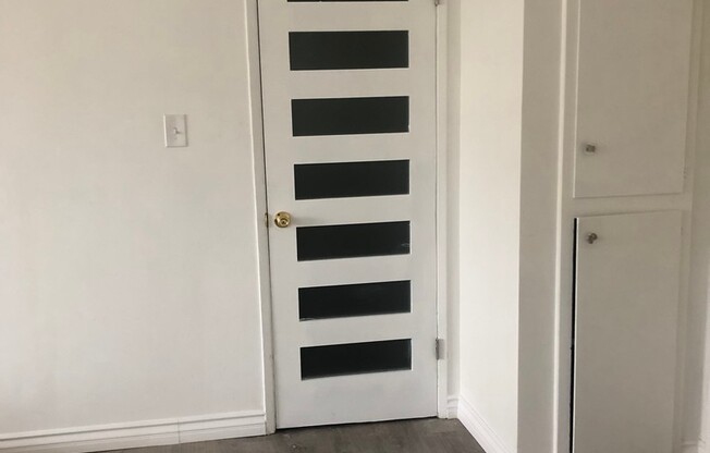 Studio, 1 bath, 400 sqft, $1,550, Unit 102