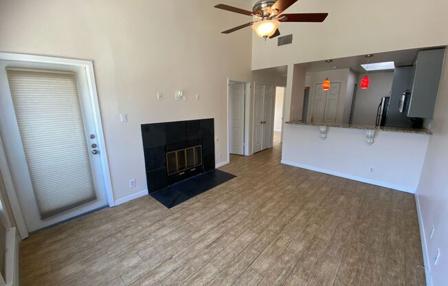 UT PRE-LEASE: 2 BR / 1 BA West Campus Condo - Walk to UT - Private Balcony - W/D