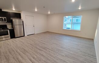 2 beds, 2 baths, 980 sqft, $1,395, Unit Unit 101