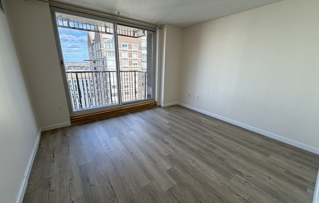 1 bed, 1 bath, 796 sqft, $3,300, Unit 2203
