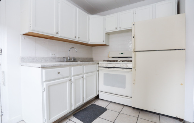 5649 CHRISTIANA