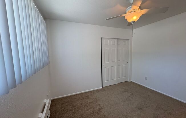 2 beds, 1 bath, 650 sqft, $1,375, Unit 26