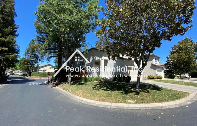 Wonderful 3bd/2.5ba Elk Grove Home with 2 Car Garage