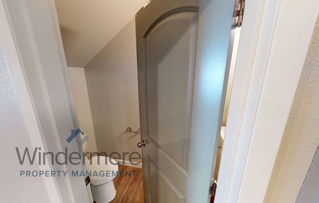 2 beds, 2.5 baths, $1,295