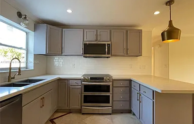Charming 3 Bedroom 2 Bathroom House - Huge Yard
